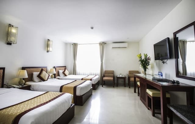 Triple Room