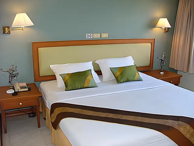 Standard with 1 King Bed