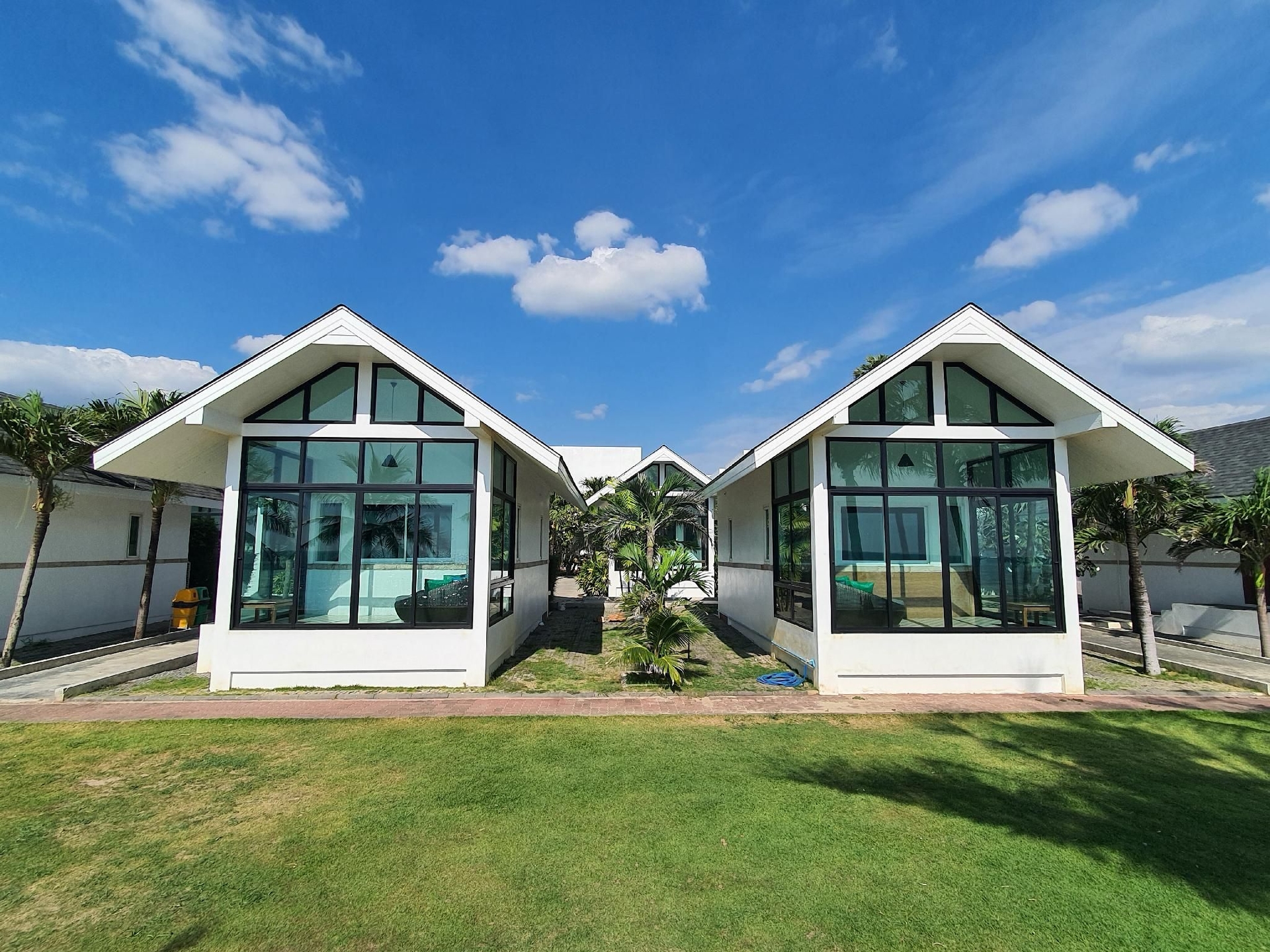 Rattana Pura Beach Resort4