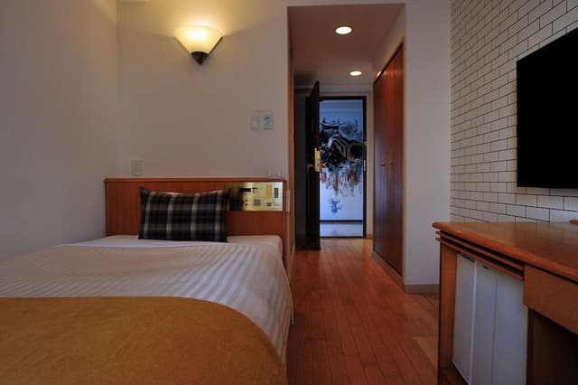 Semi Double Room, Non-Smoking, For 2 Guests