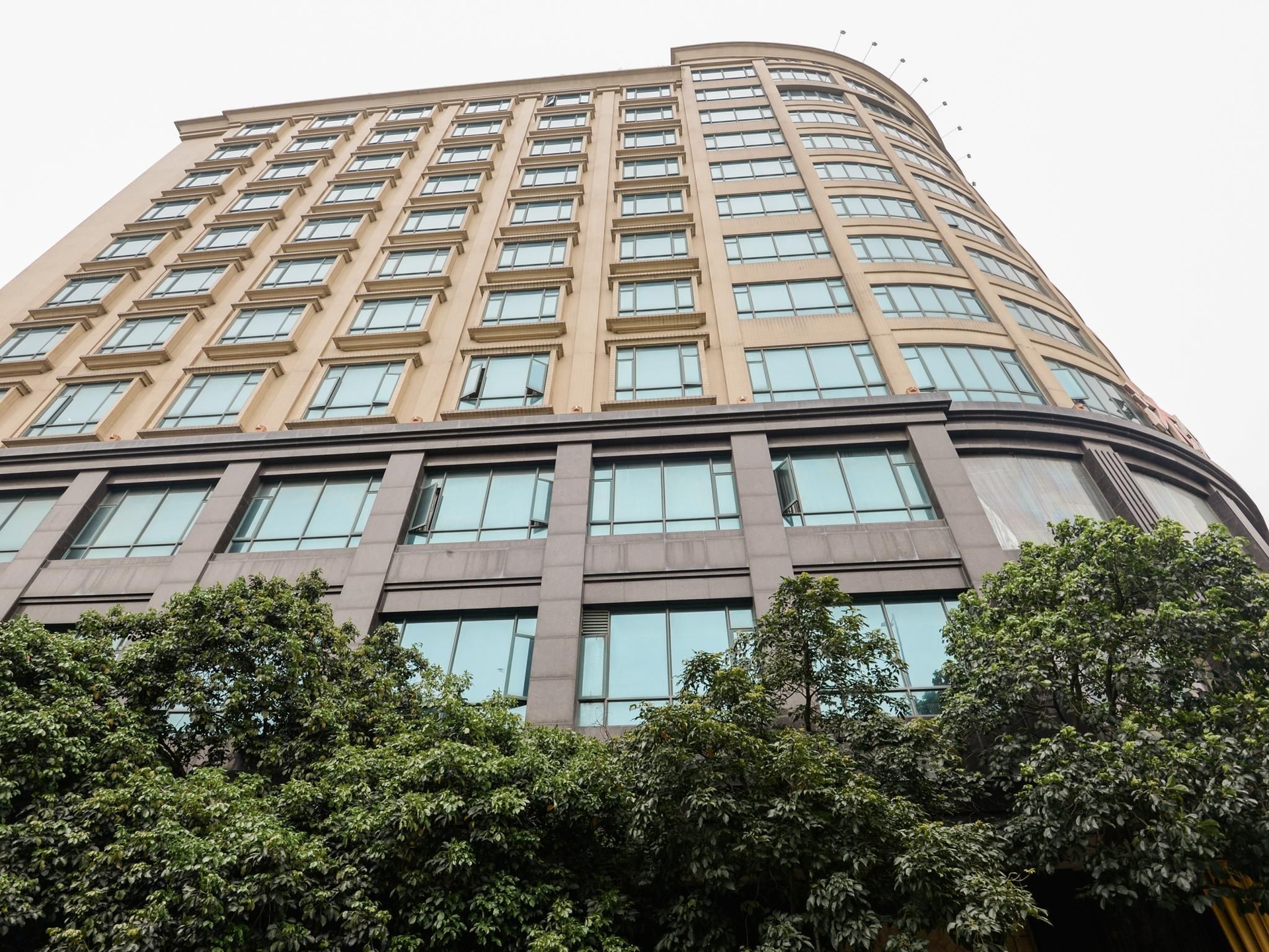 โรงแรมซีพีเพนินซูลา (CP Peninsula Hotel)3