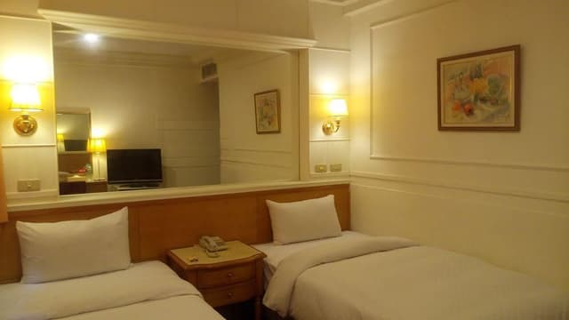 Business Twin Room