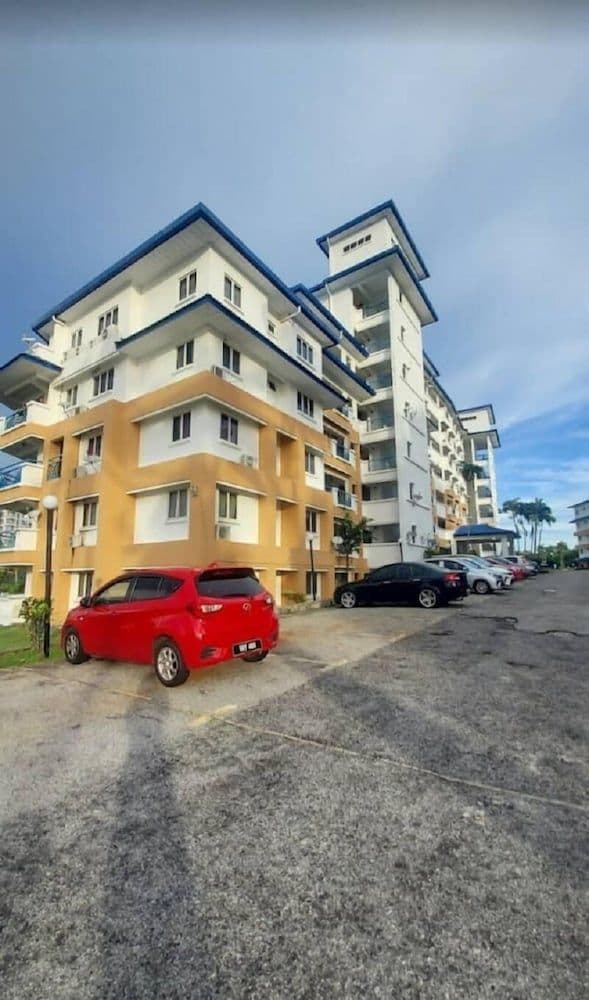 2 Bedroom Apartment - Sea View