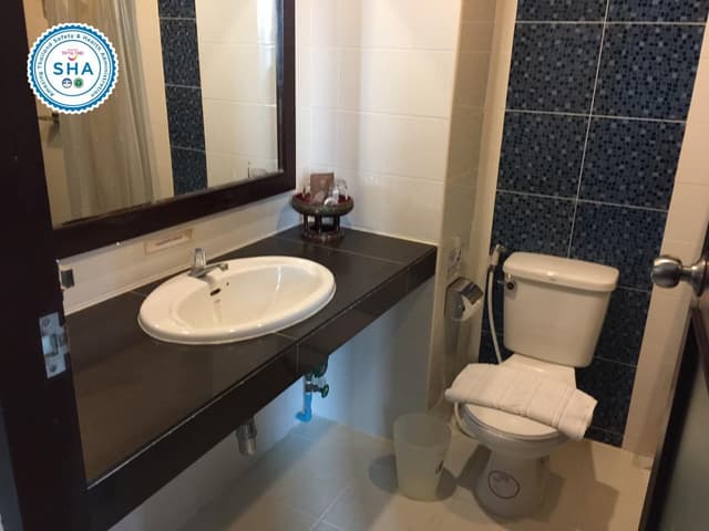 Standard River View Twin Room