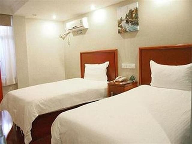 Guest Twin Room