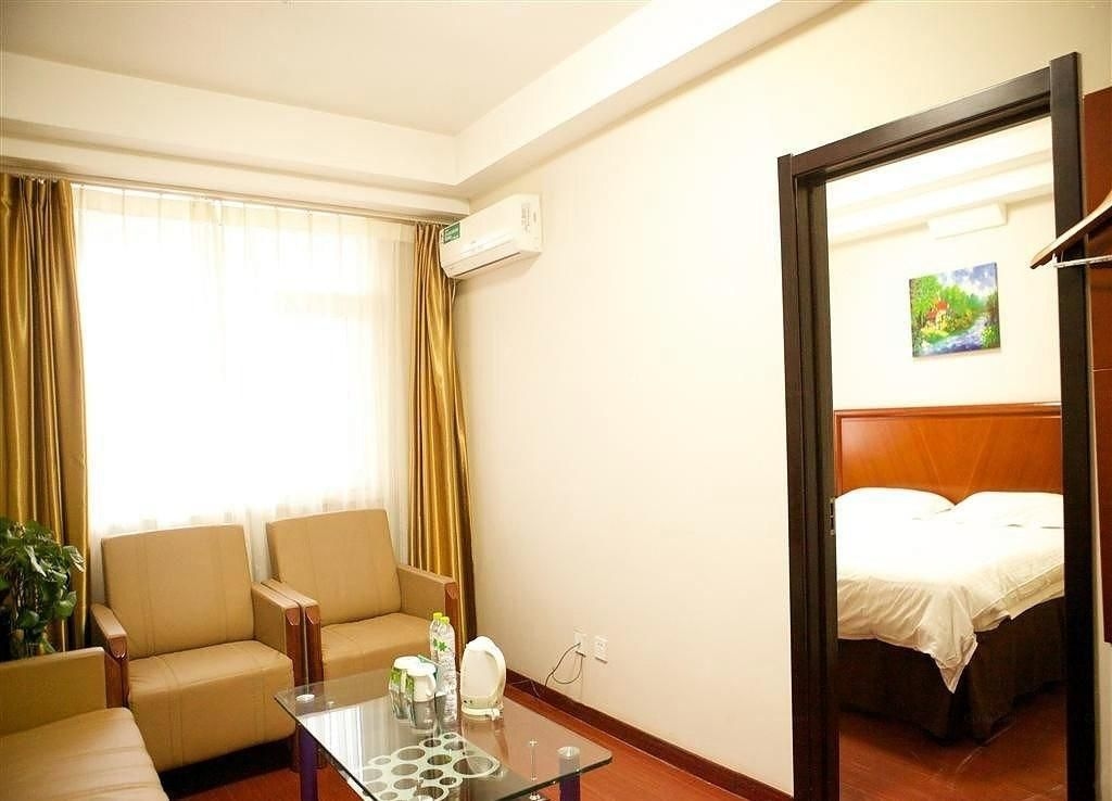 กรีนทรี อินน์ เอียนไท่ ซิงฟูโร้ด มารีนาพลาซา เอ็กซ์เพรส โฮเต็ล (GreenTree Inn Yantai Xingfu Road Marina Plaza Express Hotel)2
