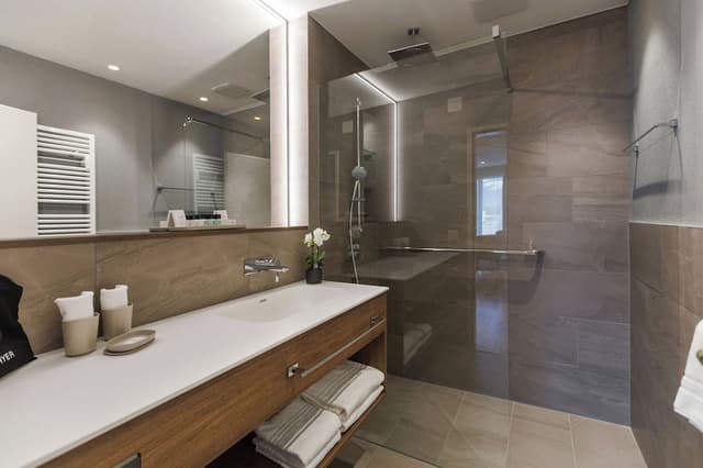 Family Apartment, Lake View