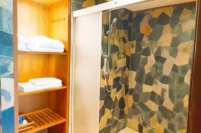 Treetop Suite 2 Bedroom