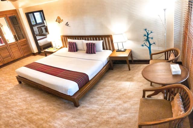 Deluxe 2 Bedrooms