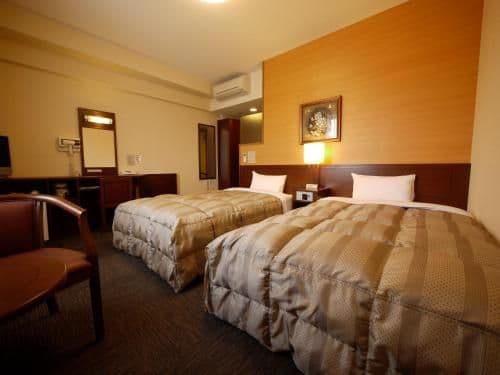 Twin Room - Non-Smoking