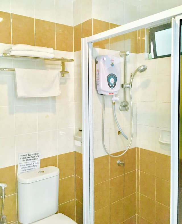 Standard Twin Room
