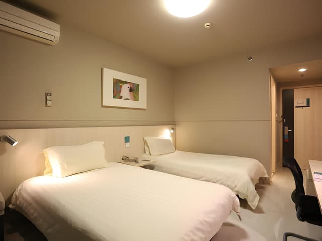WH - Standard Room