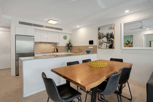 Apartment, 3 Bedrooms, Pool View (Apartment 01)