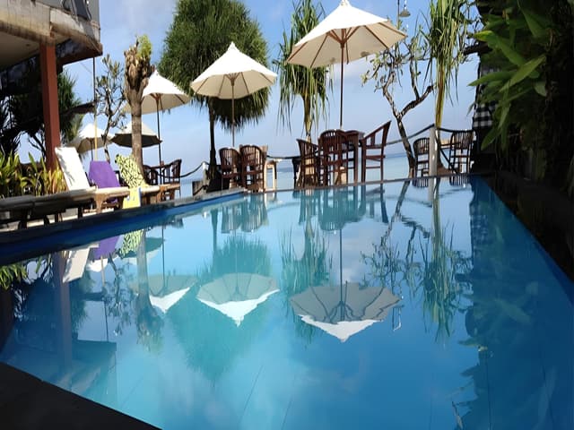 Deluxe Pool View