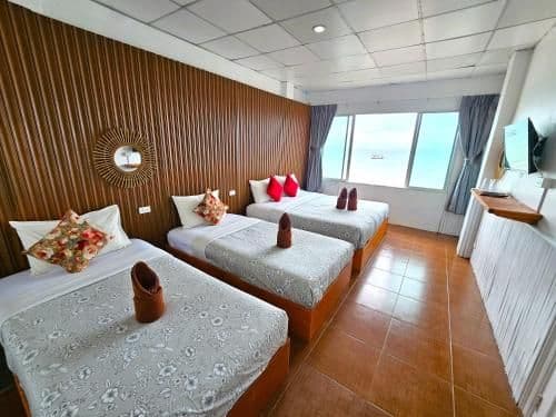 Family Room with Sea View