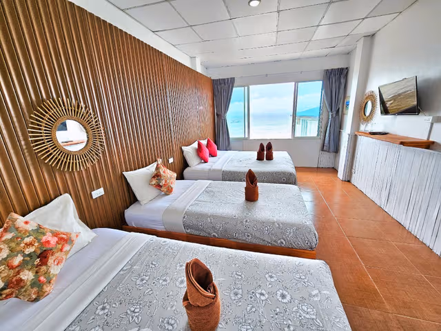 Family Room with Sea View