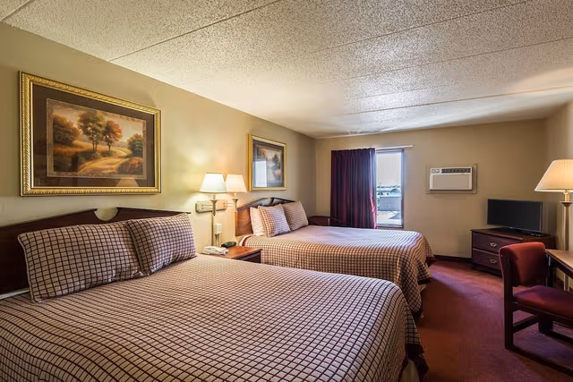 Standard Room, 2 Queen Beds, Non Smoking