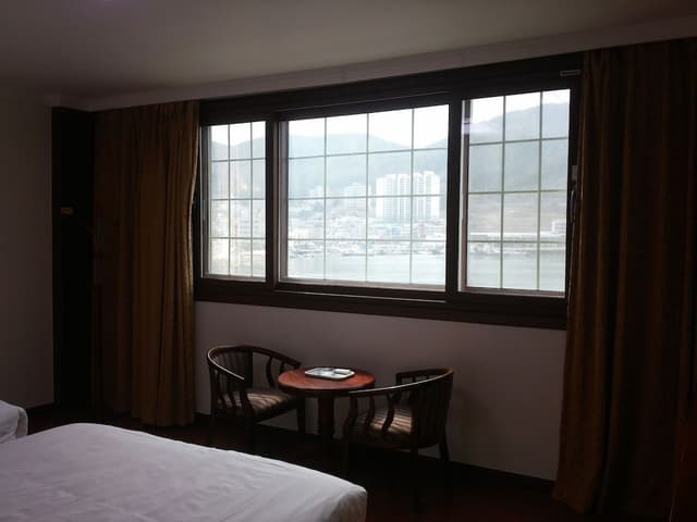 Deluxe Twin Room, 2 Double Beds, Smoking, Ocean View