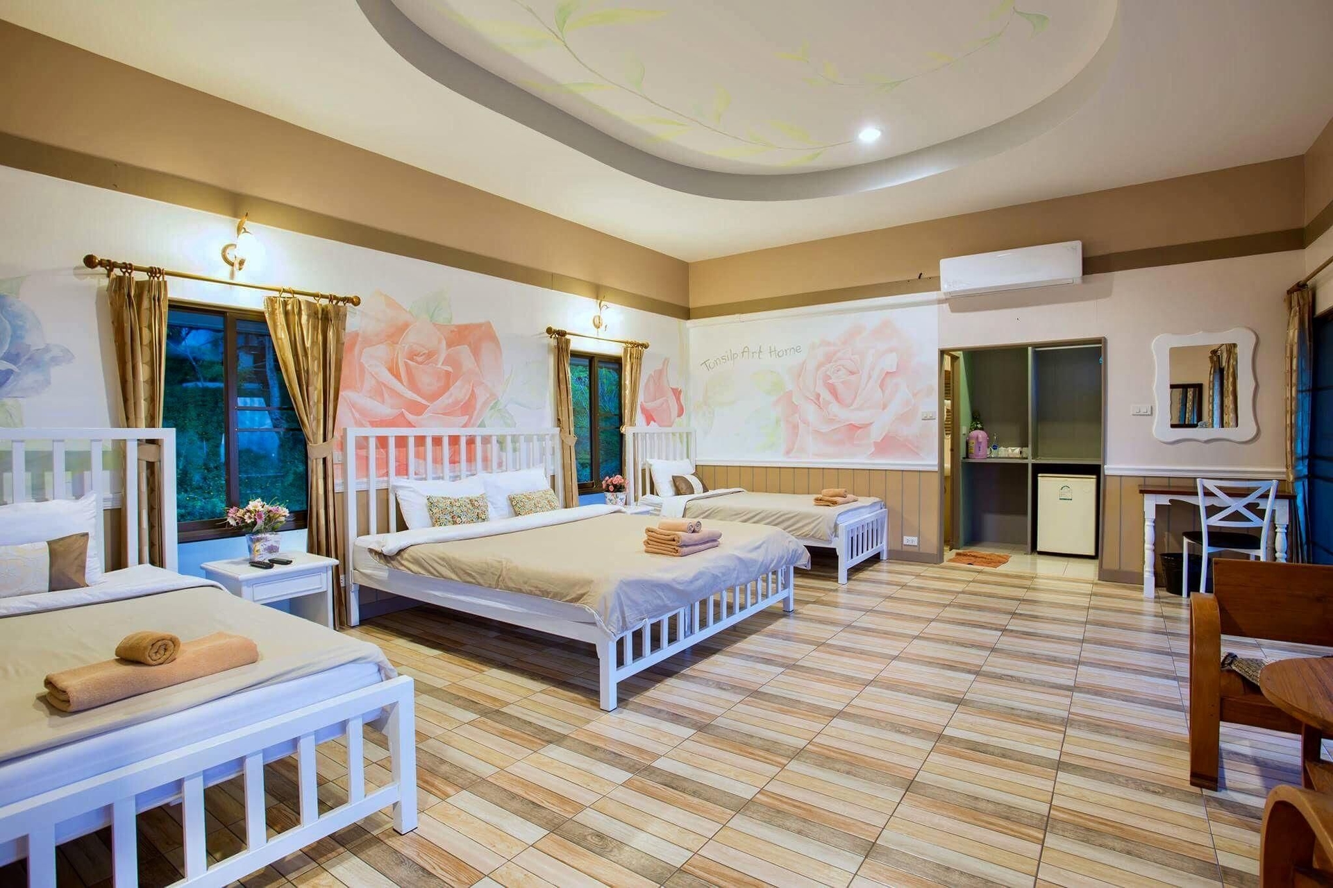 ต้นศิลป์ อาร์ต โฮม (TonSilp Art Home)2