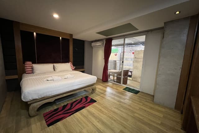 Junior Suite, Bathtub