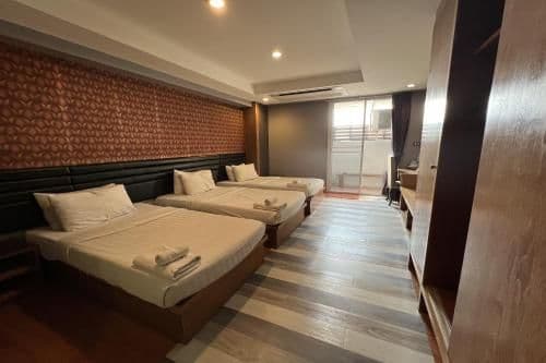 Triple Room