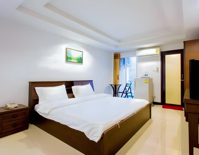 Main Building Double Room Non-Smoking