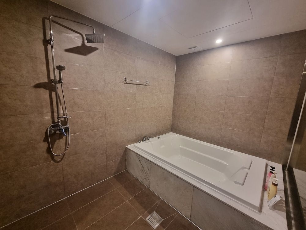 Yeow-B Hotel Jinju3