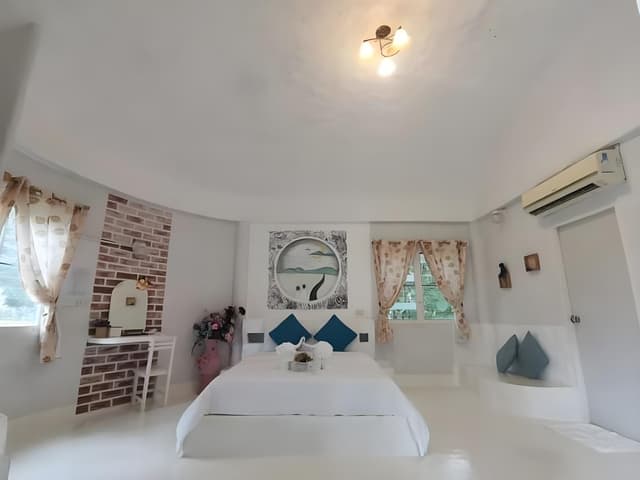 Deluxe Villa