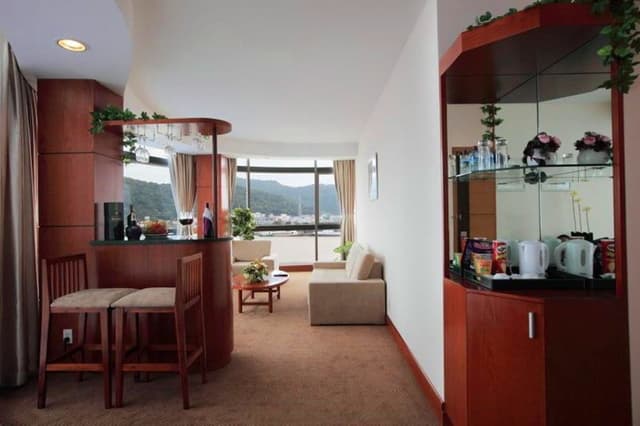 Presidential Suite, 1 King Bed, River View