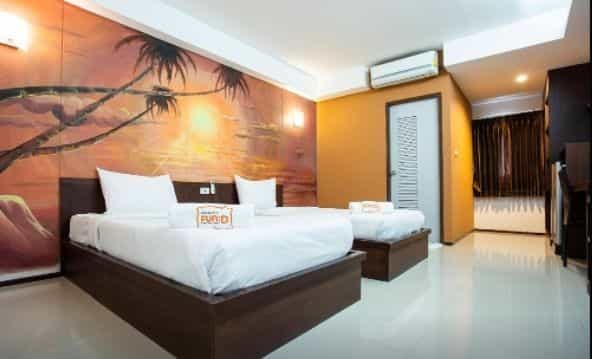 Standard Twin Room
