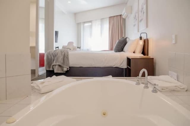 Superior Spa Room