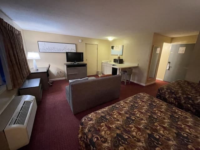 Room, 2 Queen Beds, Accessible, Non Smoking