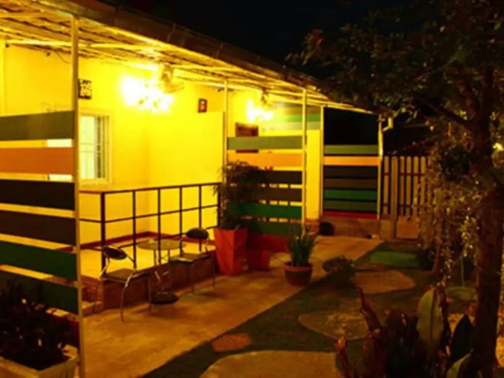 7 Colors House 7 Colors House