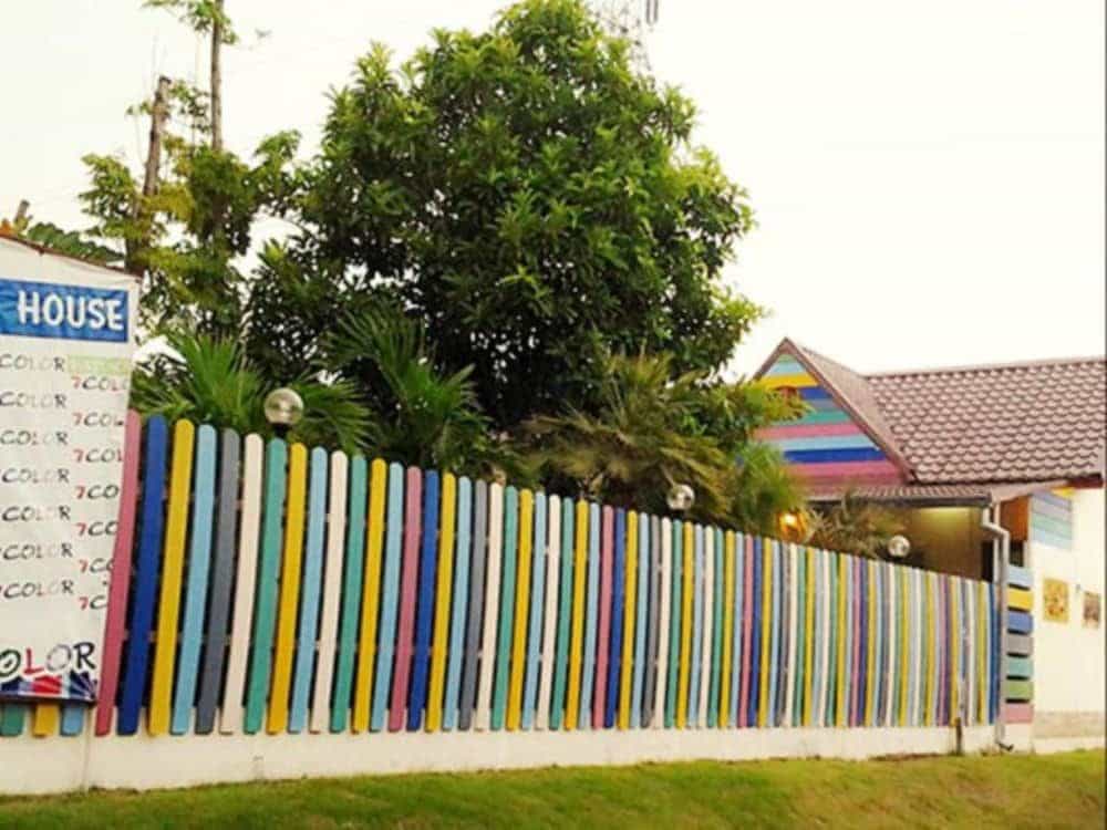 7 Colors House 7 Colors House