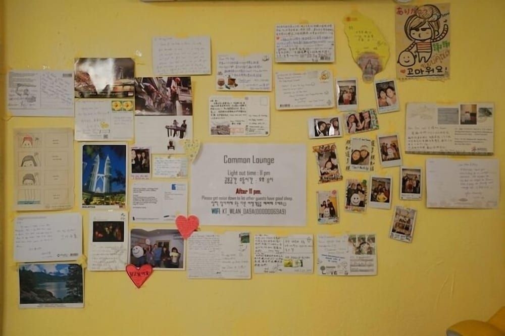 710 Guest House Yellow2