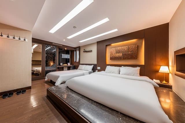 Premier Room (Breakfast included)