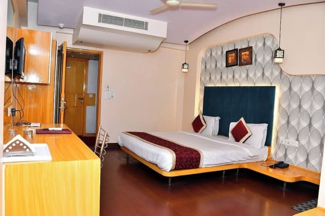 Super Deluxe Room