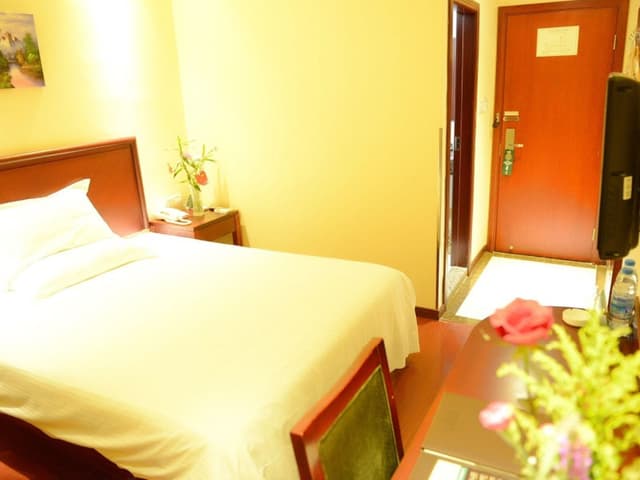 2 Bed Twin Superior Room