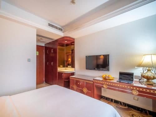 Vienna - 1 Bed Room with View