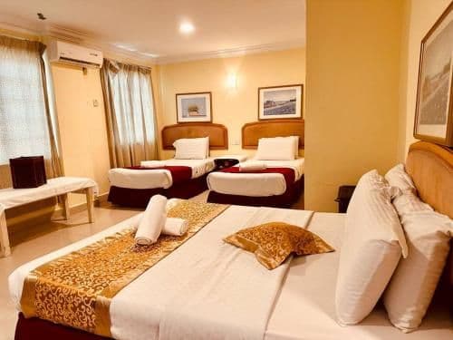Suite Triple Room