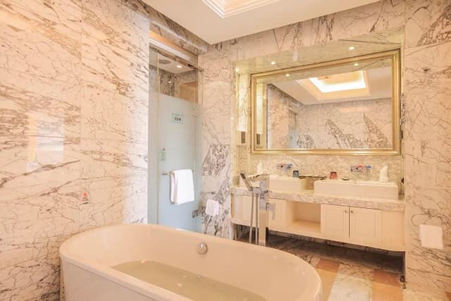 Deluxe Garden Suite