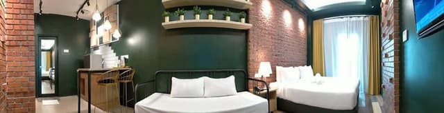 Deluxe Studio Suite