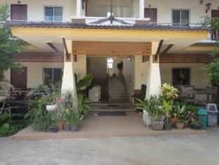 Nichapat Place Nichapat Place