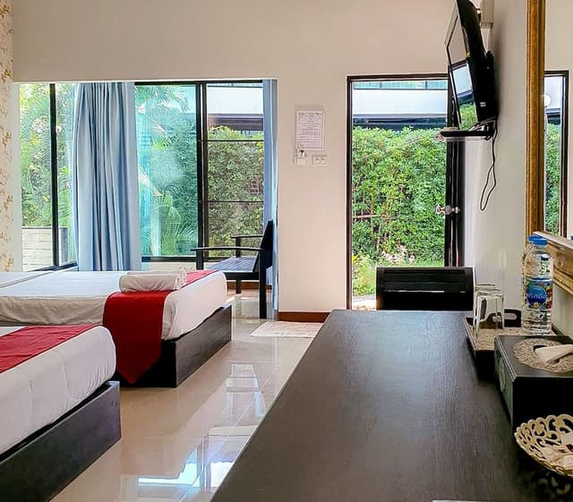 Standard Twin Room