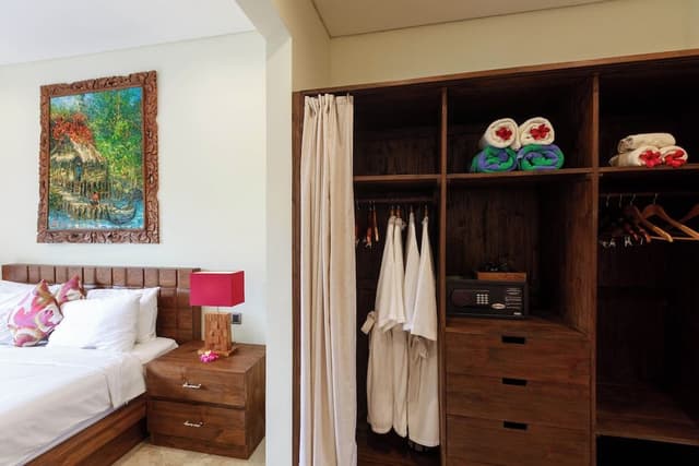 Delight Six Bedroom Villa
