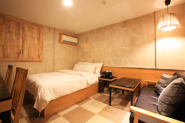 Deluxe Room - No Parking