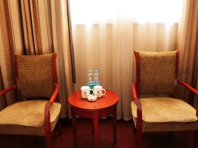 Business Twin Room