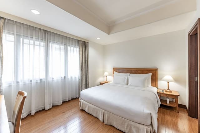 Superior Suite, 1 Bedroom, Kitchen, City View