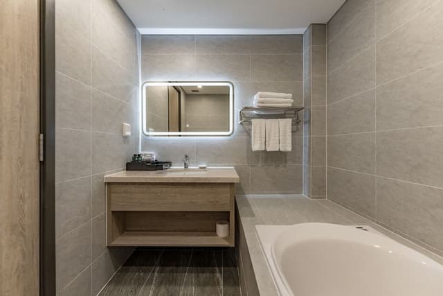 Executive Suite, 2 Bedrooms, Kitchen, City View