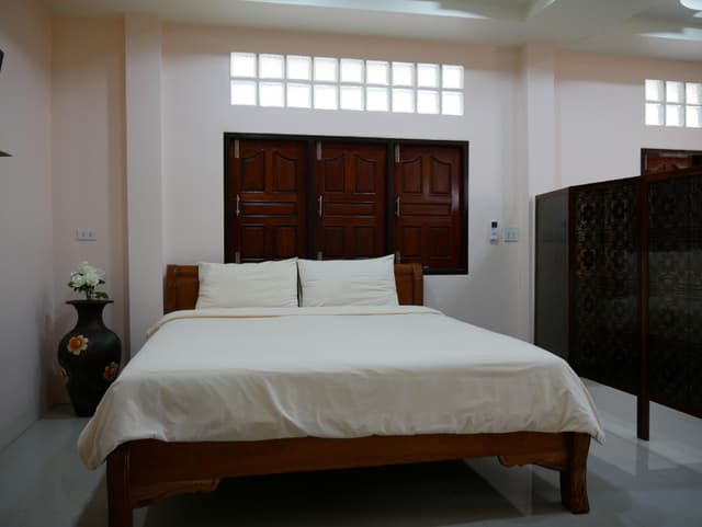 Deluxe Bungalow